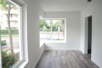 8201 Abbott Ave in Miami Beach, FL - Building Photo - Building Photo