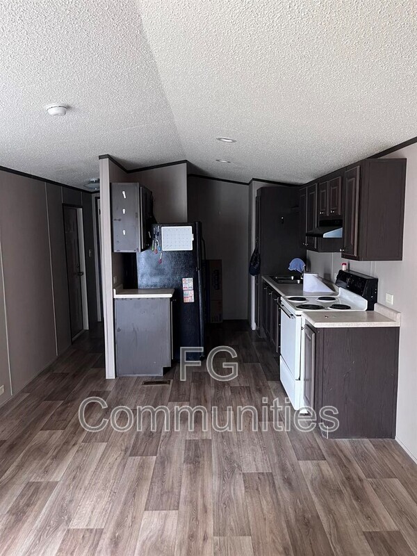6403 Bentwood Ln in Denver, NC - Building Photo - Building Photo