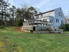 119 Maple Pl in Port Jefferson, NY - Building Photo - Building Photo