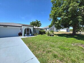 1914 Ottersrest Ln in Cape Coral, FL - Building Photo - Building Photo
