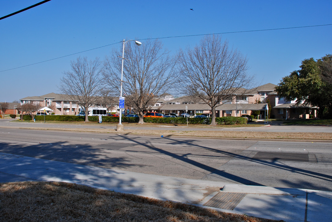 El Dorado in Richardson, TX - Building Photo