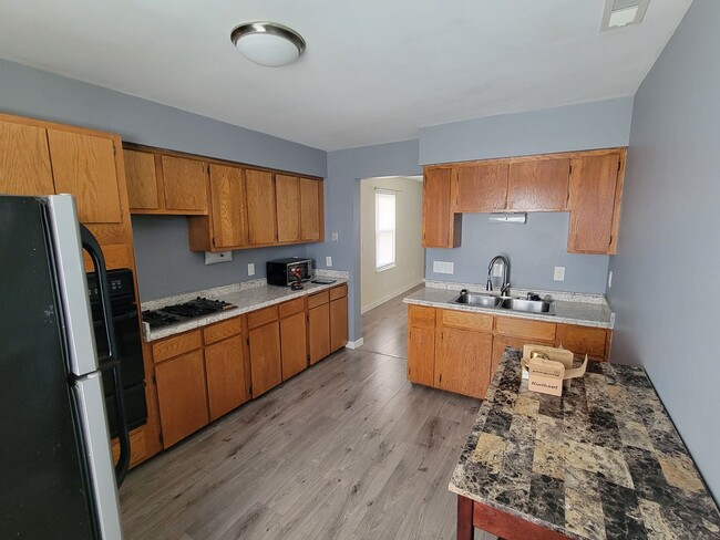 property at 3244 E 5th Ave