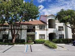 540 S Park Rd in Hollywood, FL - Foto de edificio