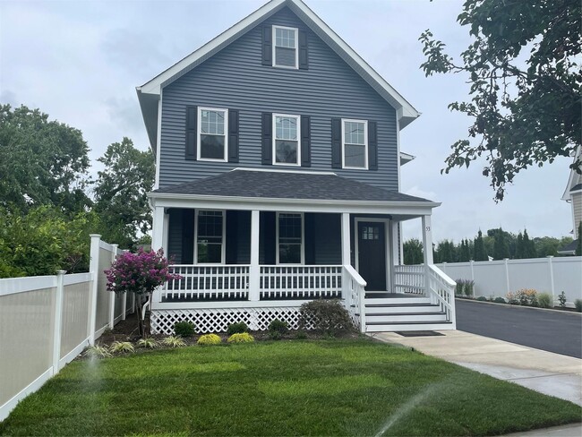 property at 53 5th Ave