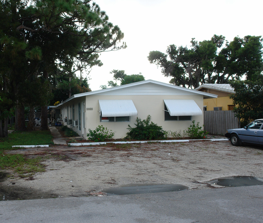 1020 NE 9th Ave in Fort Lauderdale, FL - Building Photo