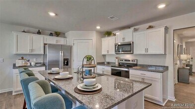 2157 Clydesmill Rd in Fayetteville, NC - Building Photo - Building Photo