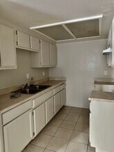 618 Wilmington Blvd in Los Angeles, CA - Building Photo - Building Photo