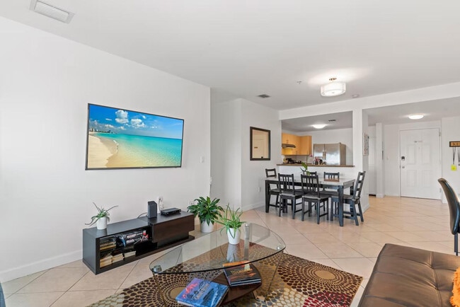 3231 SW 23rd Terrace in Miami, FL - Building Photo - Building Photo