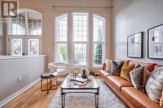 12 Glaceport Crescent in Markham, ON - Building Photo - Building Photo