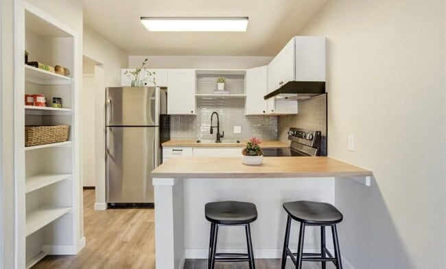 2430 Palmer Park Blvd in Colorado Springs, CO - Building Photo - Building Photo