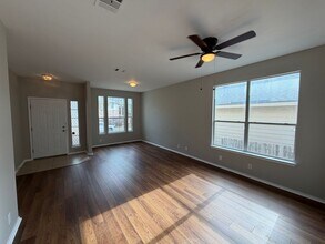 17007 Graham Walk in San Antonio, TX - Building Photo - Building Photo
