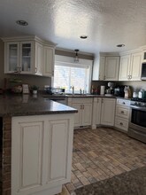 1185 W 2400 S St in Mapleton, UT - Building Photo - Building Photo