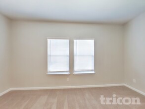 5915 Noah Pl in Saint Hedwig, TX - Building Photo - Building Photo