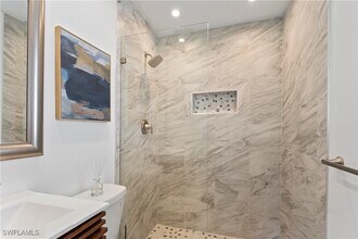 543 107th Ave N in Naples, FL - Building Photo - Building Photo