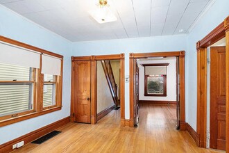 1006 Hovey St SW in Grand Rapids, MI - Building Photo - Building Photo