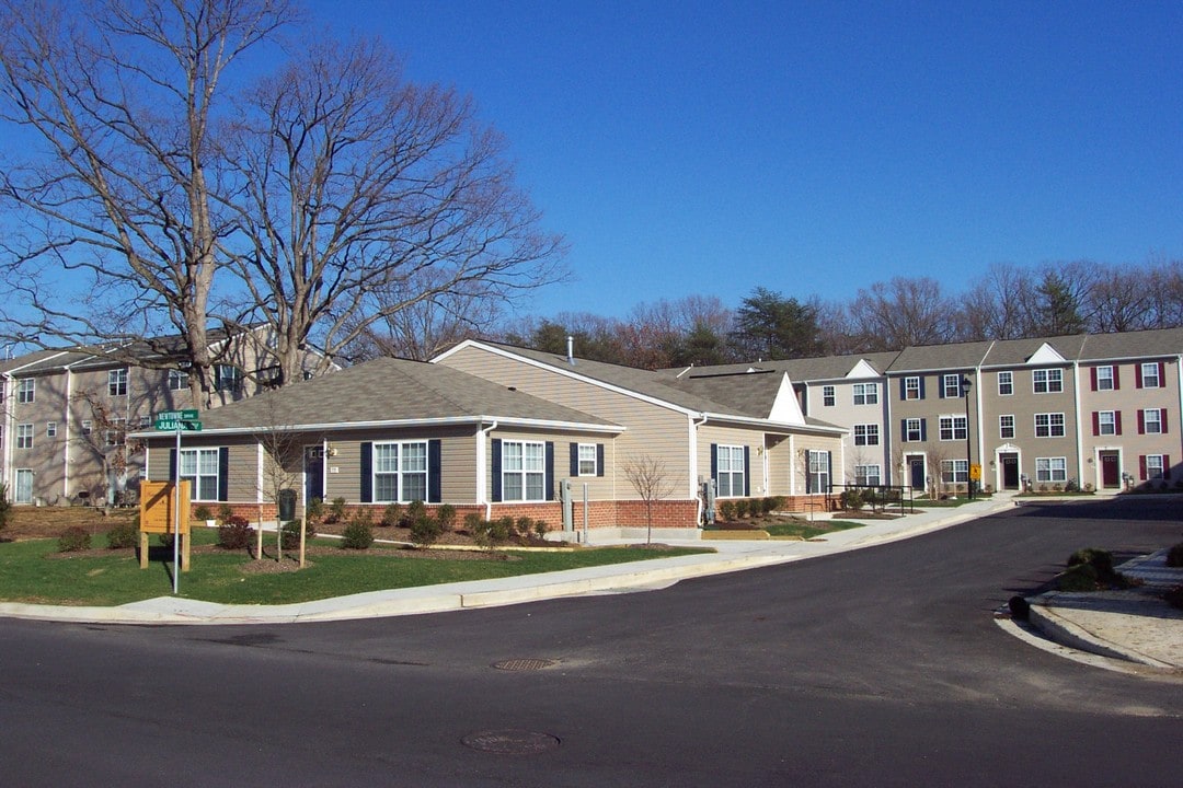 Homes at the Glen in Annapolis, MD - Building Photo