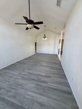 1113 Rosewood Dr in Clovis, NM - Building Photo - Building Photo