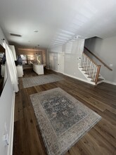 213 Thompson Park Dr in Nashville, TN - Foto de edificio - Building Photo