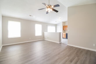 309 Aviary Pl in Trenton, OH - Building Photo - Building Photo