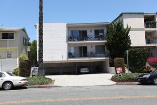 833 Lincoln Blvd Apartments