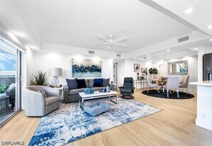 2900 Gulf Shore Blvd N in Naples, FL - Building Photo