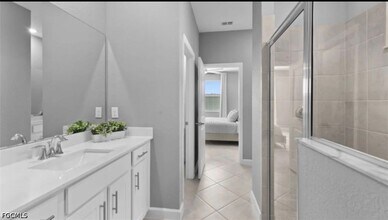 20517 Hazelnut Ct in Lehigh Acres, FL - Building Photo - Building Photo