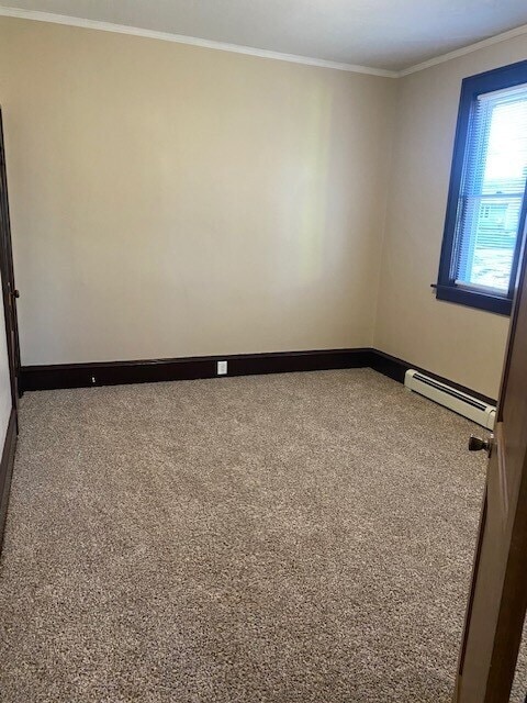 102 E Gogebic St in Ironwood, MI - Building Photo - Building Photo