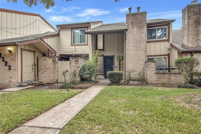12525 Wellington Park Dr