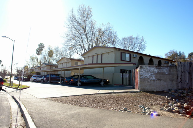 Willows in Vacaville, CA - Foto de edificio - Building Photo