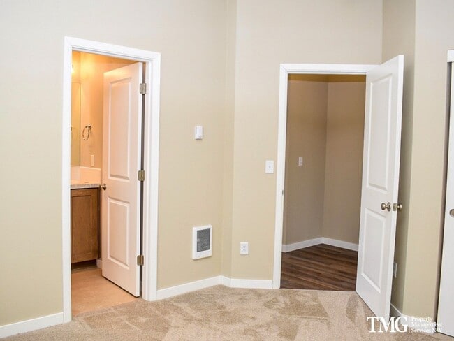 property at 3281 Lewis Ln