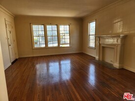 3326 5th St in Los Angeles, CA - Building Photo