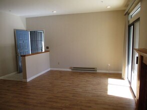 37406 Parish Cir in Fremont, CA - Building Photo - Building Photo