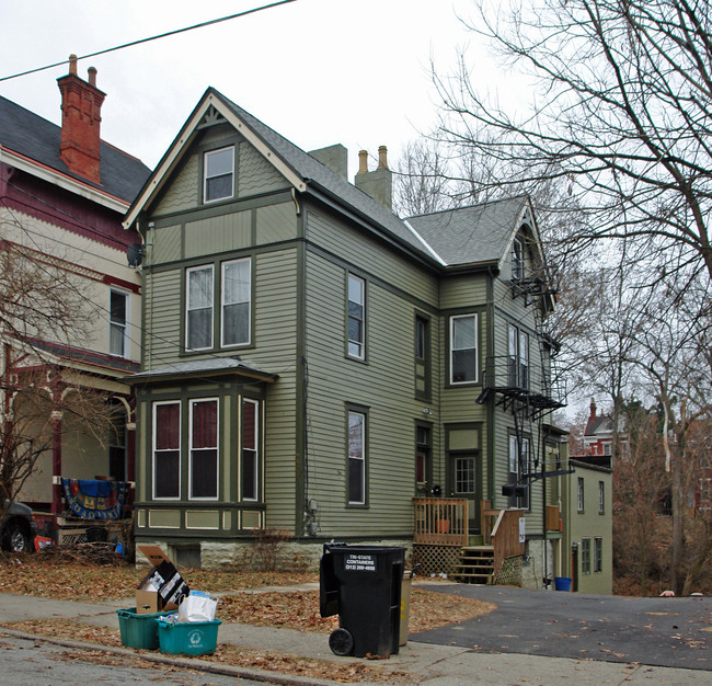 2653 Bellevue Ave in Cincinnati, OH - Building Photo - Building Photo