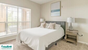 11144 Fuqua St, Unit 738 in Houston, TX - Building Photo