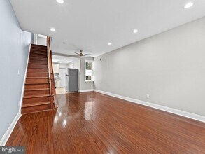 3026 W Harper St in Philadelphia, PA - Foto de edificio - Building Photo