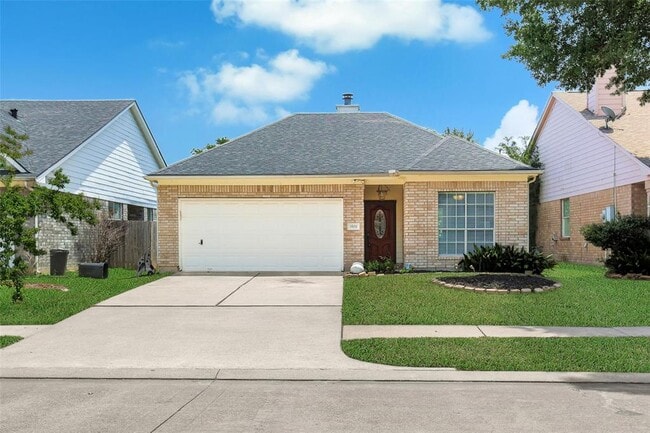 property at 2922 Green Valley Trail Dr