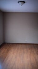 105 S Apple St in Dunmore, PA - Building Photo - Building Photo