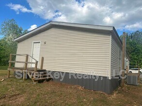 240 Co Rd 275 in Athens, TN - Building Photo - Building Photo