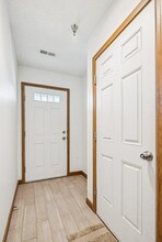 6810 S 182nd Ct in Omaha, NE - Building Photo - Building Photo