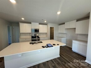 193 Brentwood Dr in Statesville, NC - Building Photo - Building Photo