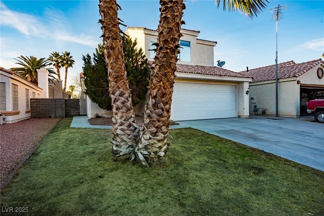 property at 7129 Paradise Bay Dr