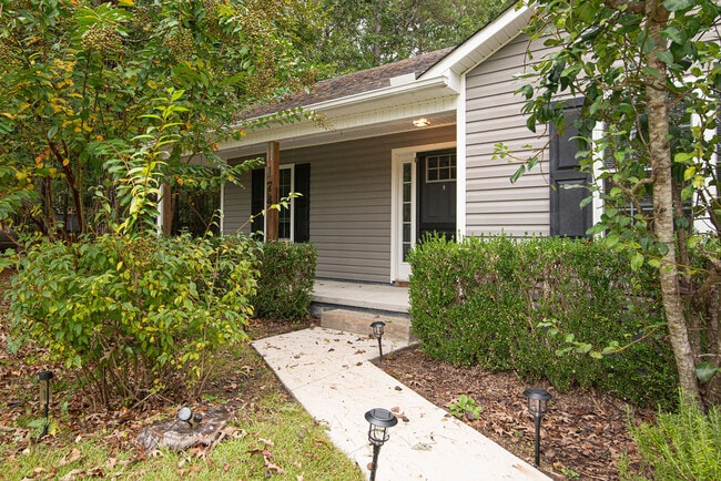 174 Live Oak Dr in Jacksonville, NC - Building Photo - Building Photo