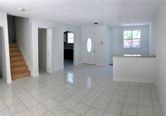 110 NW 114th Ave in Miami, FL - Building Photo - Building Photo