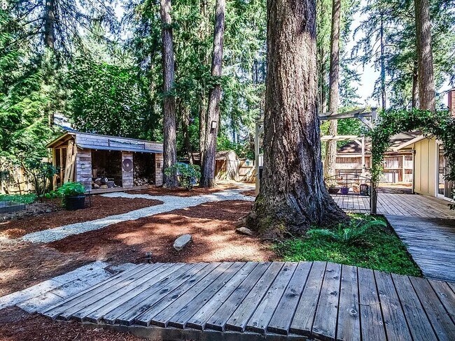 18609 Kristi Way in Lake Oswego, OR - Building Photo - Building Photo