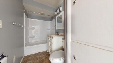 116-118-118 Grasmere Ave in Mansfield, OH - Building Photo - Building Photo