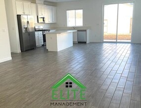12741 Spotted Wren Cir in Rancho Cordova, CA - Building Photo - Building Photo