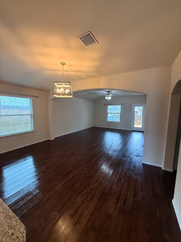 3217 Beutel Rd in Lorena, TX - Building Photo - Building Photo