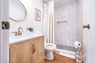 5075 Fashion Pl in Riverside, CA - Building Photo - Building Photo