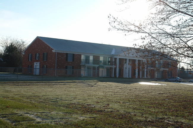 1917 W 1st St in Ankeny, IA - Foto de edificio - Building Photo