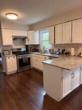 1332 Culpepper Dr in Naperville, IL - Building Photo - Building Photo